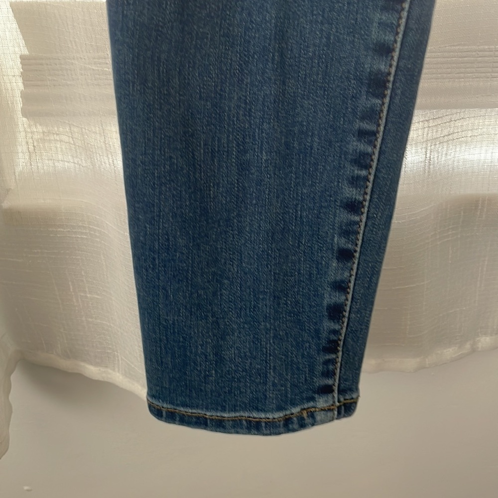 Universal Threads Jeans - Picture 4 of 5